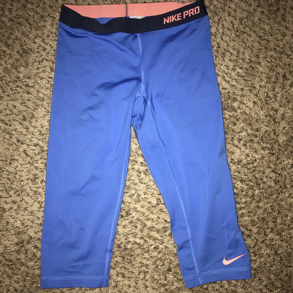 Nike Pro Capri Tights